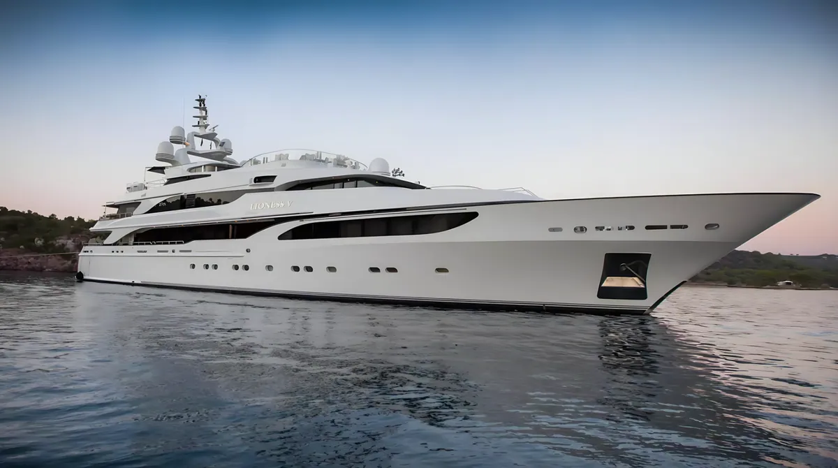 Lioness V, Benetti 63.5 m