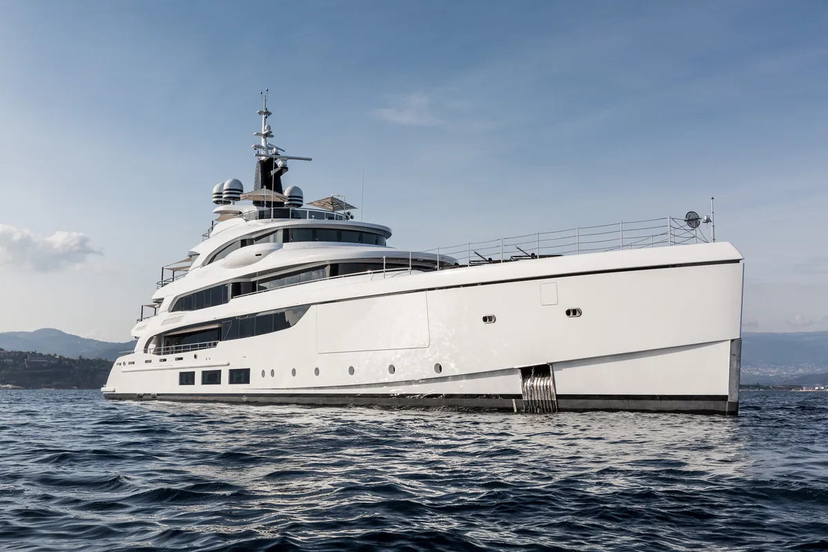Triumph, Benetti 65.4 m